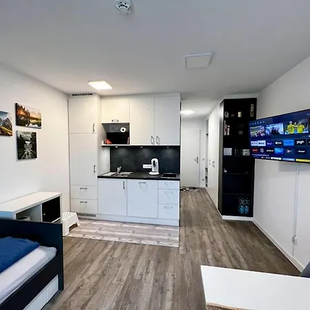 Carefree Mikroapartment Inkl. Balkon + Tiefgarage 아파트 *