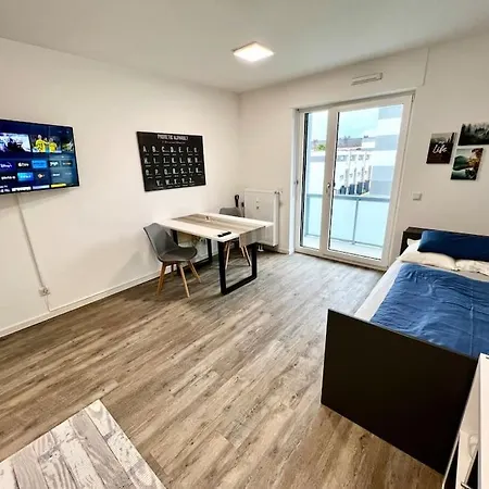Apartment Carefree Mikroapartment Inkl. Balkon + Tiefgarage